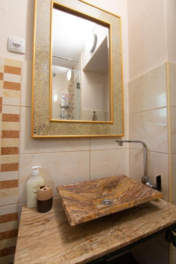 Top Spot Apartment Belgrado Exterior foto